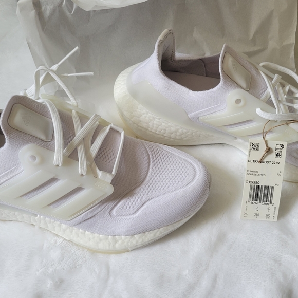 adidas Shoes - ADIDAS ultraboost
